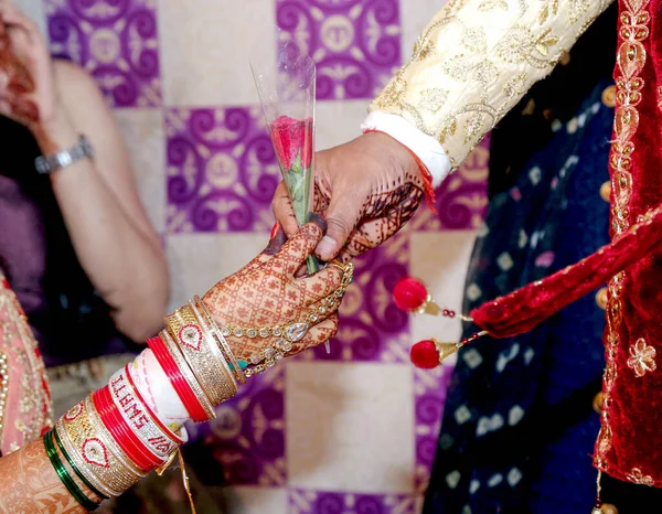 Closeup Indian Groom Giving Rose Flower Bride Wedding Ceremony — Stock Photo, Image