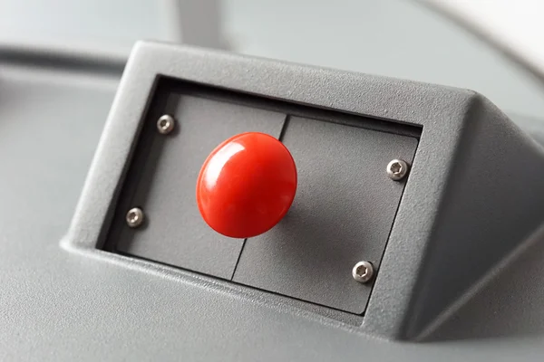 Червона кнопка круглої форми — стокове фото