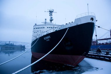 Büyük Buzkıran Lenin. Murmansk 'ta kış. Kar, buz, soğuk.