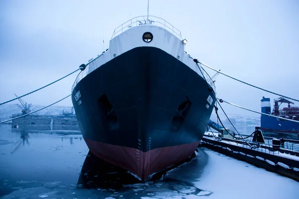 Büyük Buzkıran Lenin. Murmansk 'ta kış. Kar, buz, soğuk.