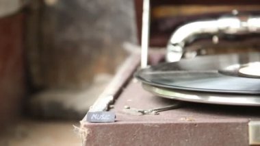 Müzik metin ve eski gramofon