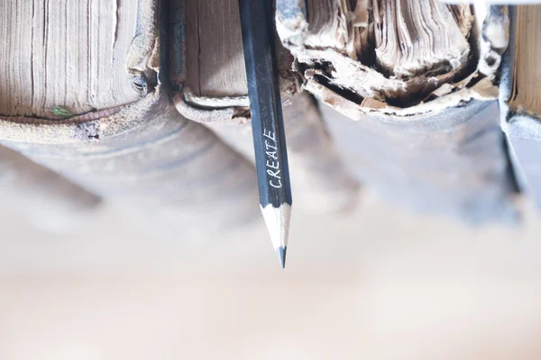 Metin, kalem ve eski kitaplar oluşturmak.