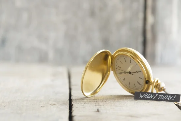 Idag idé, text och pocket watch. — Stockfoto