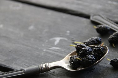 dut ahşap arka plan üzerinde