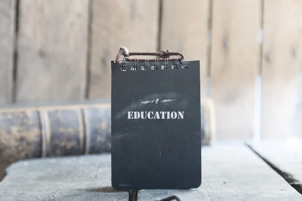 Texto de la educación y libro viejo . — Foto de Stock