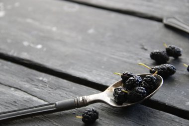 dut ahşap arka plan üzerinde