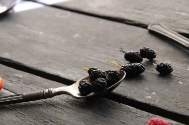 dut ahşap arka plan üzerinde