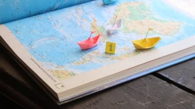 kazanan spor veya iş liderlik kavramı, kağıt tekne ve bir numara