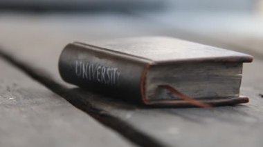 Üniversitesi - metin kitap