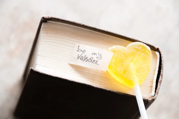 Lolly hartvormige, worden mijn Valentijn — Stockfoto