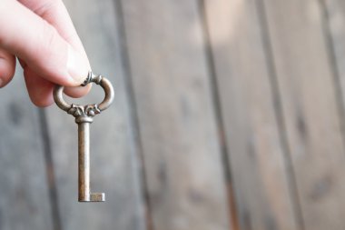 El ele tutuşmanın anahtarı