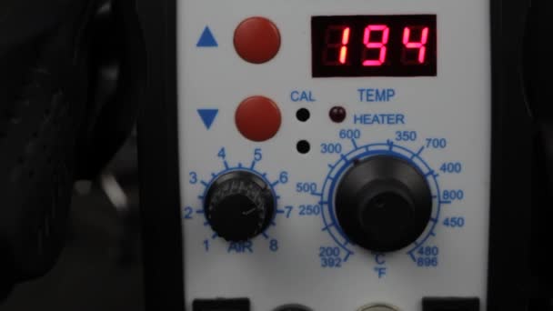 Queda Temperatura Estação Solda Com Números Vermelhos Visor Digital Estação — Vídeo de Stock