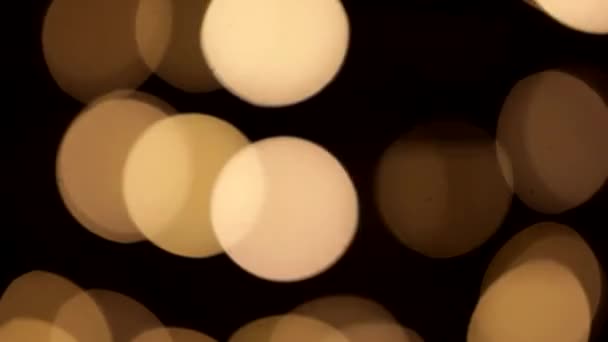 Blikající Světla Vánoční Věnce Rozostřené Pozadí Detail — Stock video