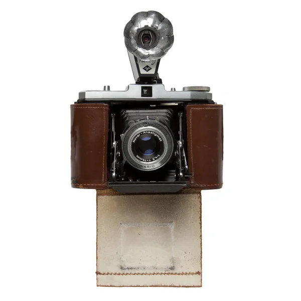 Oude camera met hoesje en flitser — Stock Photo, Image