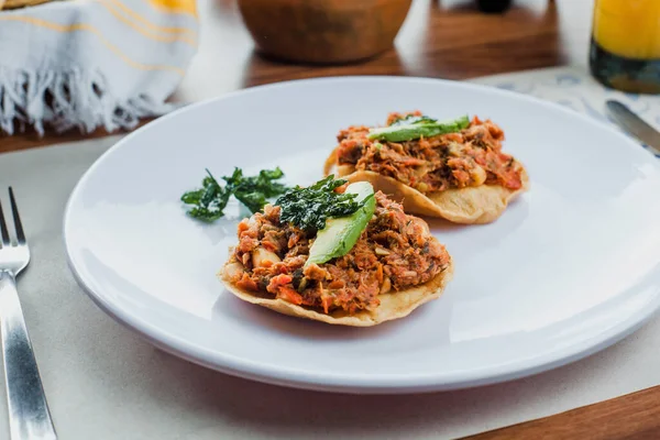 Tostadas Mexicanas Con Bacalao Comida Típica Ciudad México — Foto de Stock