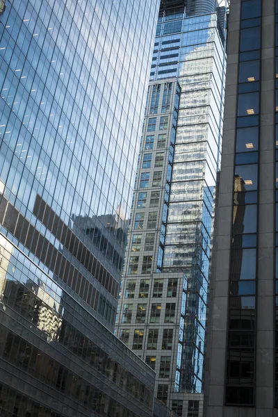 Moderne Wolkenkratzer in New York — Stockfoto