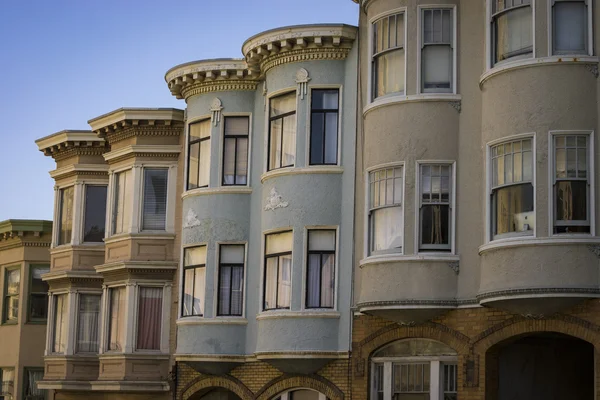 Colorful apartments in San Francisco, California — Stock Photo, Image