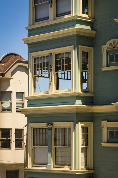 Colorful apartments in San Francisco, California — Stock Photo, Image