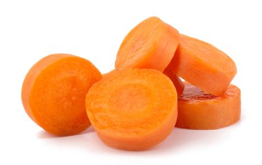 Beyaz arka planda izole edilmiş taze havuç. Kesme Yolu.