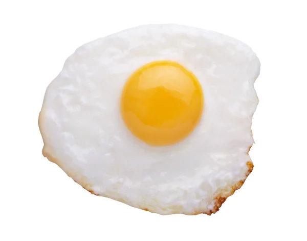 Telur goreng dan kuning telur dekat terisolasi pada latar belakang putih — Stok Foto