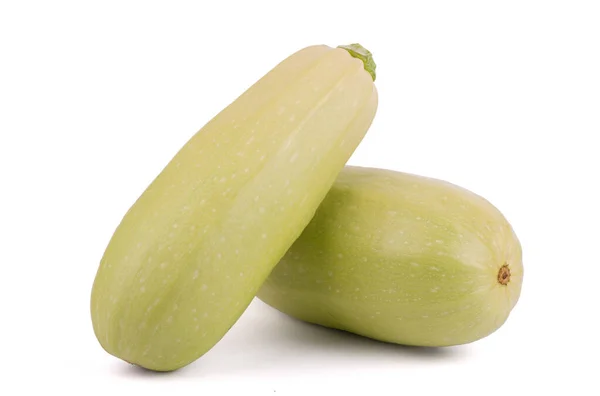 Verdure zucchine verdi isolate su sfondo bianco da vicino — Foto Stock
