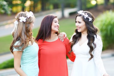 Bir düğünde gelin