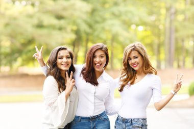 Ailesiyle birlikte anne