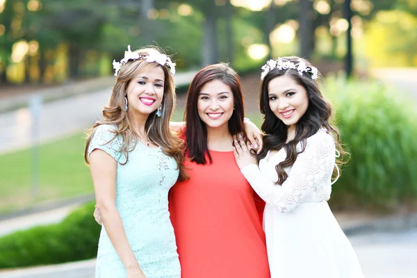 Bir düğünde gelin