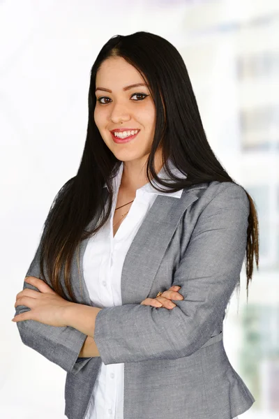 Junge Geschäftsfrau — Stockfoto