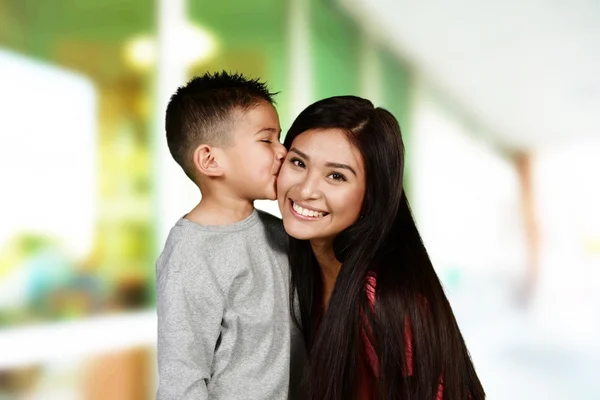 Mutter und Sohn — Stockfoto