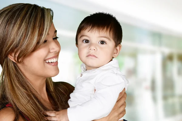 Happy Young Mother — Stock Photo, Image