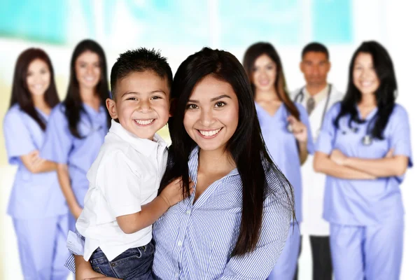 Família no hospital — Fotografia de Stock