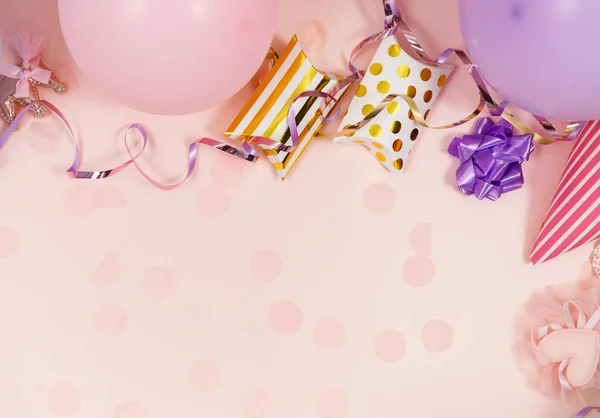 Fundo Para Comemoração Aniversário Feliz Festa Grupo Balões Coloridos Confetes — Fotografia de Stock