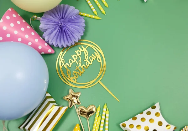 Fundo Para Comemoração Aniversário Feliz Festa Grupo Balões Coloridos Confetes — Fotografia de Stock
