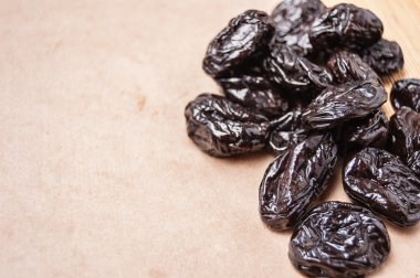 kağıt üzerinde Erik