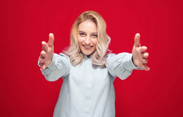 Close Lovely Woman Open Arms Going You Isolated Red Background — Stock Photo, Image