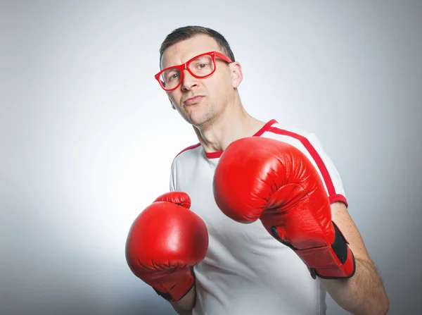 Divertido chico listo para la pelea —  Fotos de Stock