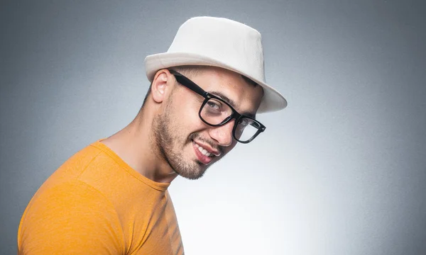 Hipster guy, studio skott — Stockfoto