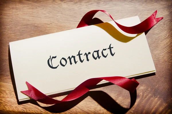 Still Life Of Contract Document On Wooden Desk — Stock Photo, Image