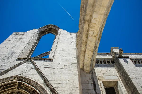 Carmo kolostor Lisszabonban. — Stock Fotó