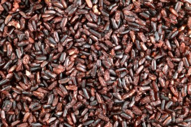 Buğulanmış mor Riceberry pirinç