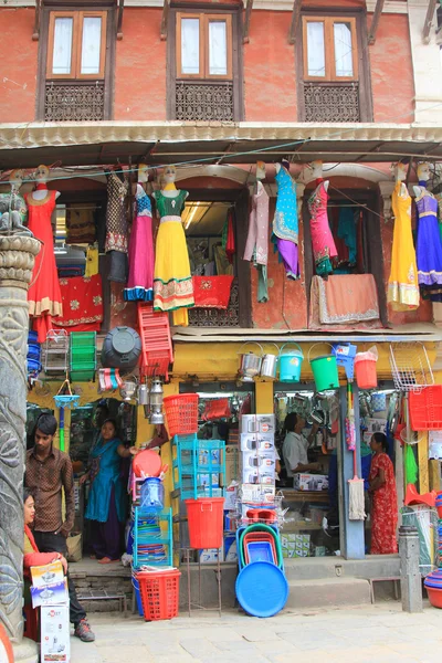 Cookware, plastic utensils and clothes for sale in Kathmandu, Nepal — Stock Photo, Image