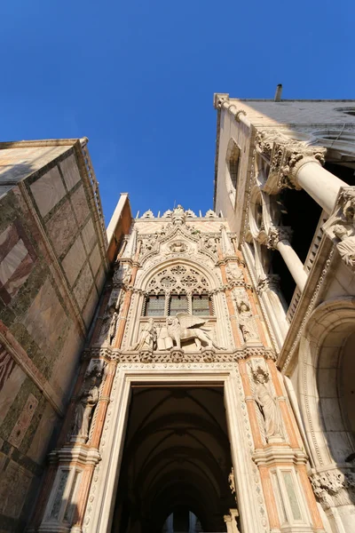 La Porta della Carta au Palais des Doges à Venise, Italie — Photo