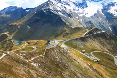 Grossglockner yüksek dağ yolu (Hochalpenstrasse görünümünü)