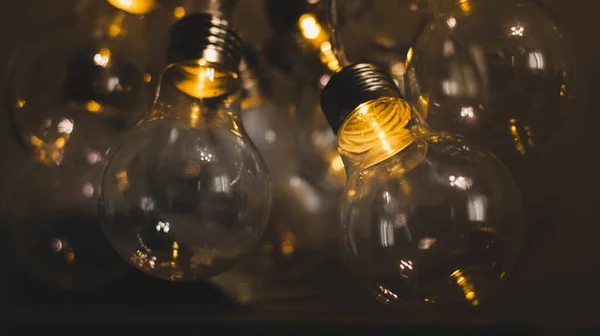 Електричні Гірлянди Вигляді Лампочки Сяють Темряві — стокове фото
