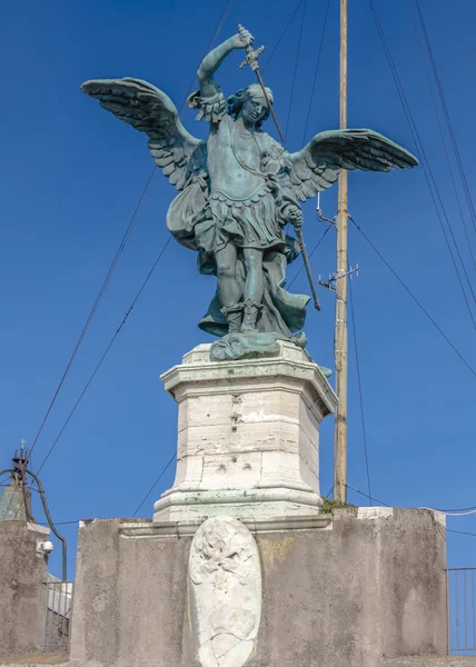 st. michael heykeli