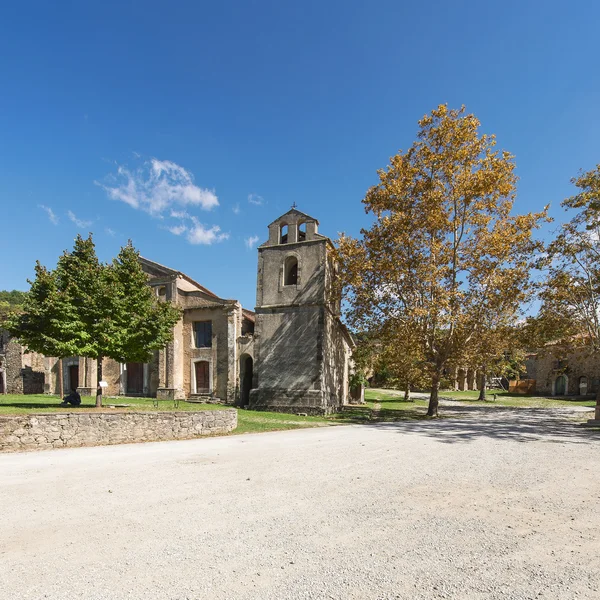 Häuser und verlassene Gebäude in roscigno im cilento — Stockfoto