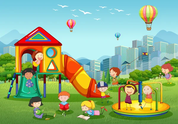 Dzieci bawiące się na placu zabaw w parku miejskim — Wektor stockowy