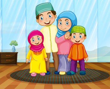 Oturma odasında Müslüman aile