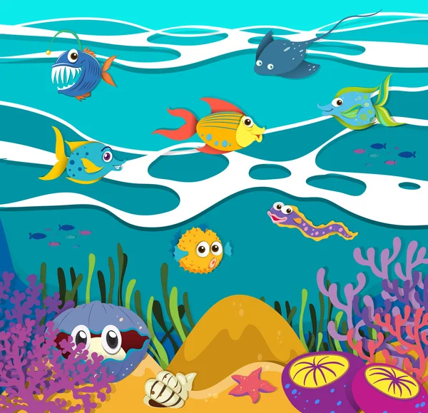Fish and sea animals underwater — Stock Vector
